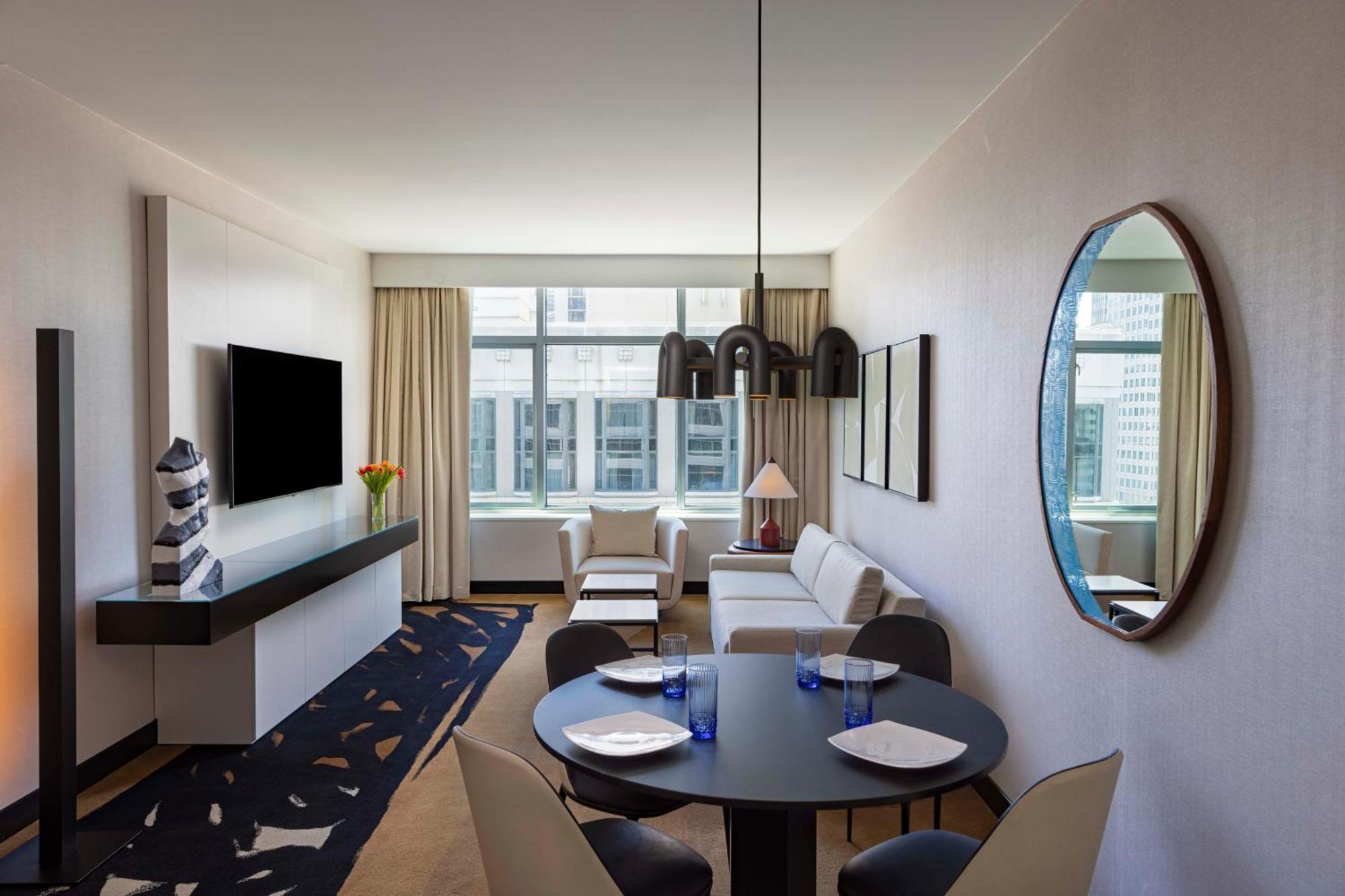 Thewit Chicago, A Hilton Hotel Kültér fotó